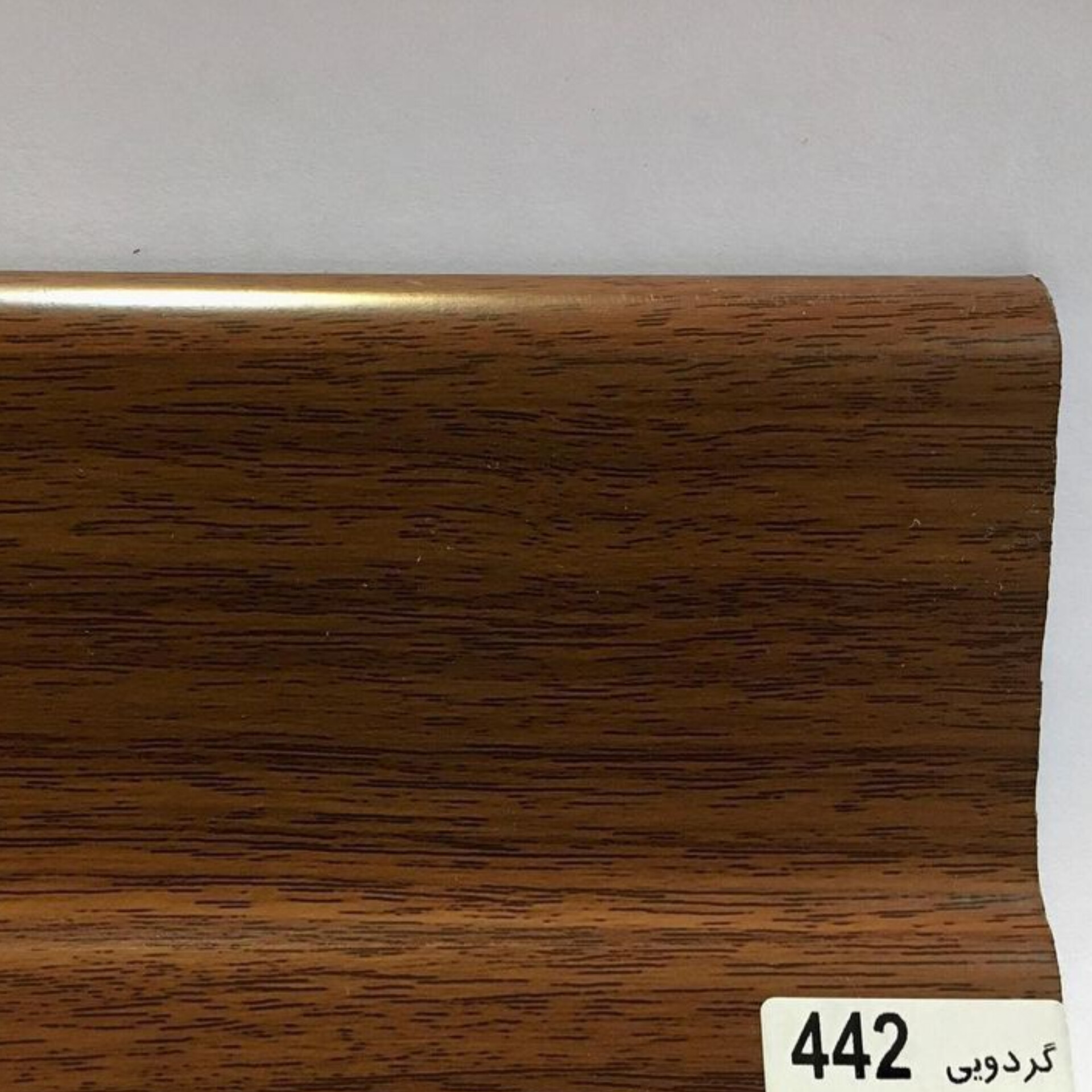 قرنیز پی وی سی طرح چوب گردویی کد 442 قرنیز پی وی سی طرح چوب گردویی کد 442